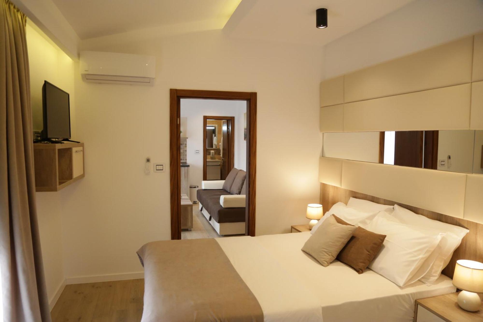 Hotel Comfort & Villas Donji Stoj Buitenkant foto