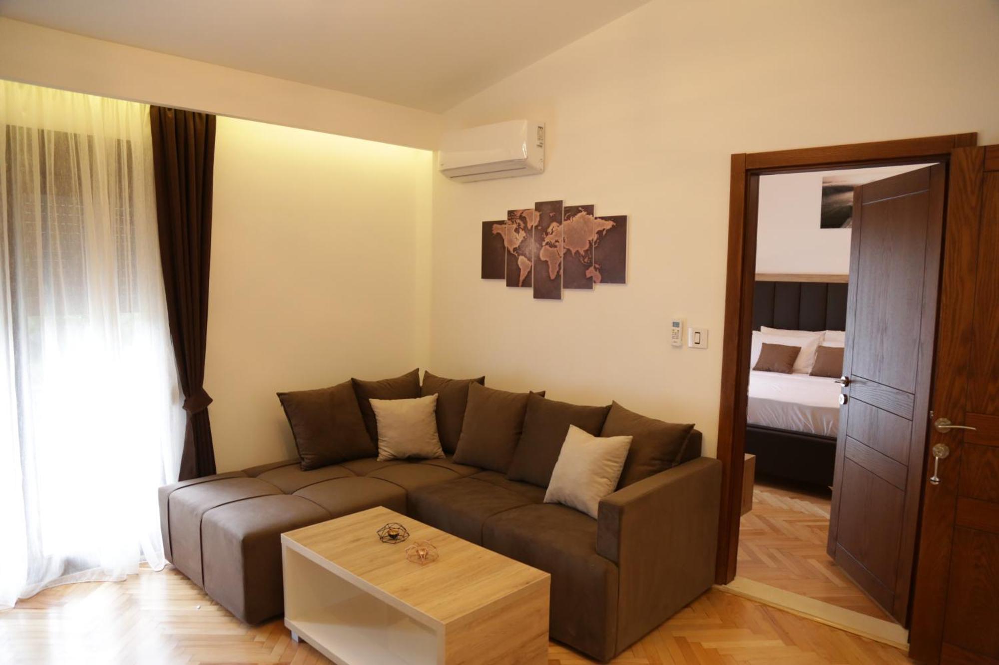 Hotel Comfort & Villas Donji Stoj Buitenkant foto