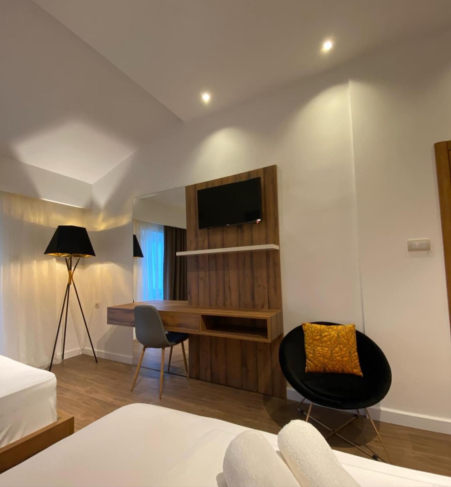 Hotel Comfort & Villas Donji Stoj Buitenkant foto