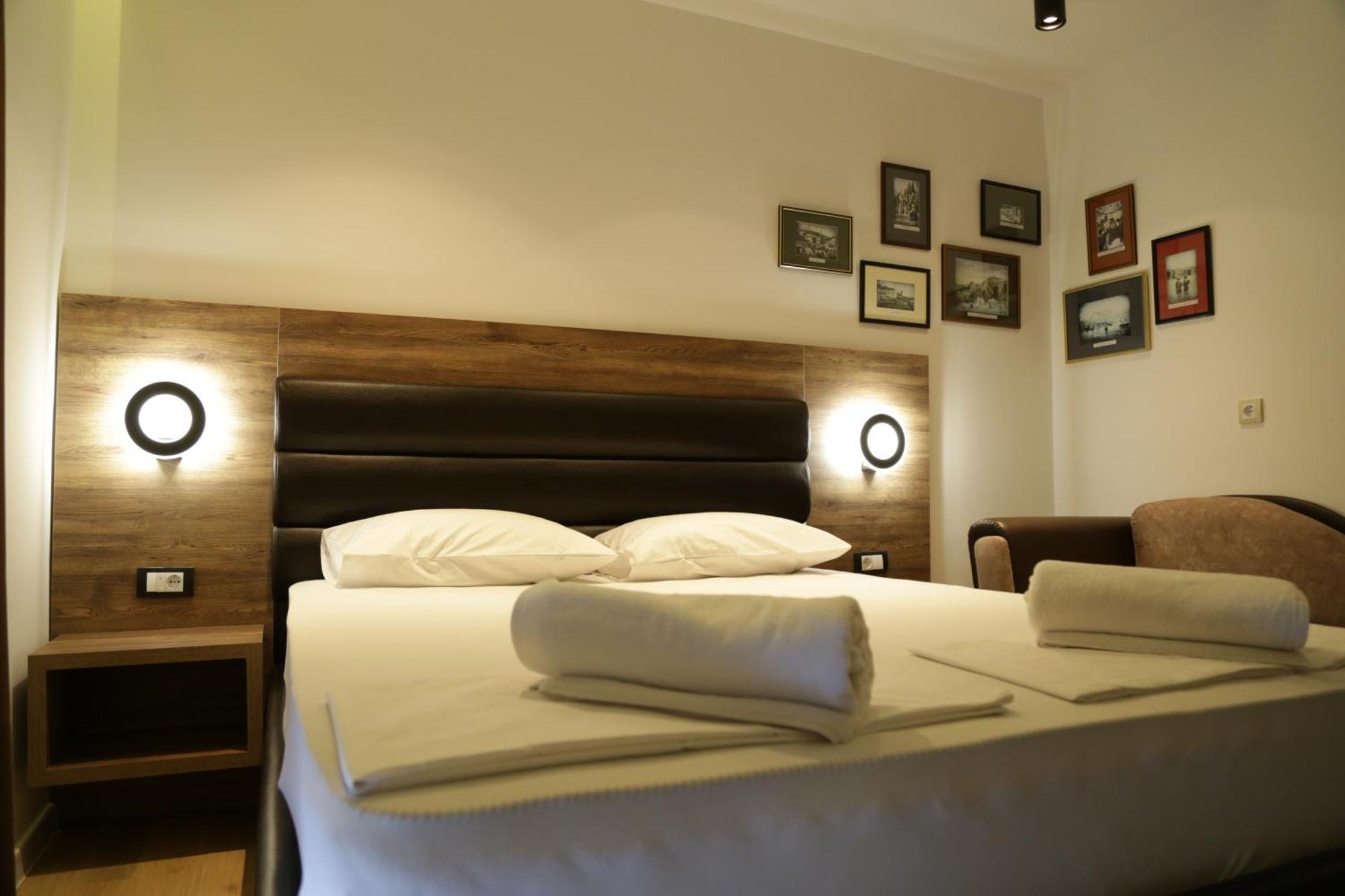 Hotel Comfort & Villas Donji Stoj Buitenkant foto